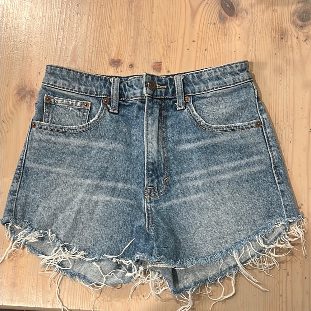 Lucky Brand - Denim Frayed Hem Women's Shorts